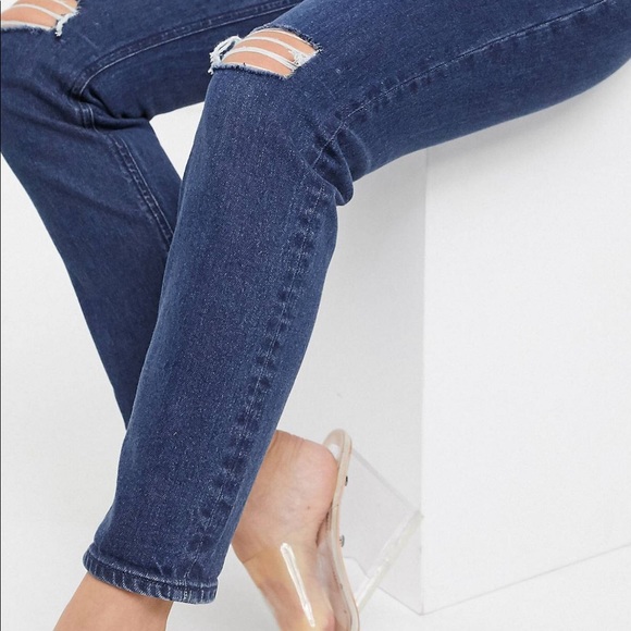 ASOS high rise slim fit mom jean with knee slits - Picture 4 of 5